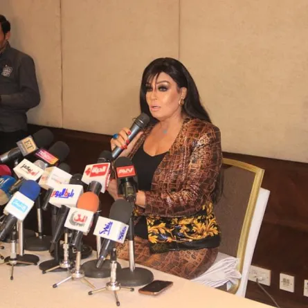 فيفي عبده: تراجعت عن اعتزال الرقص الشرقي بعد تفكير استمر عامًا ونصف العام ولم أخضع لجراحات تجميل