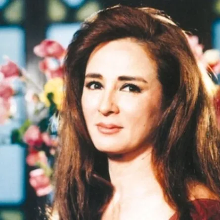 في عيد ميلادها... ما لا تعرفونه عن نجلاء فتحي: حاولت الانتحار وهي من عرضت الزواج على حمدي قنديل