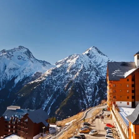 رحلة سياحية إلى جبال الألب