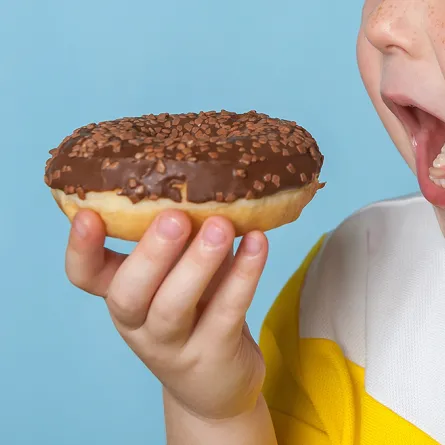 أسباب سمنة الأطفال.. وطرق علاجها