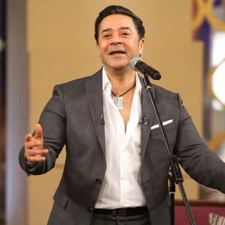 مدحت صالح: صوت ابني أجمل من صوت عمرو دياب 