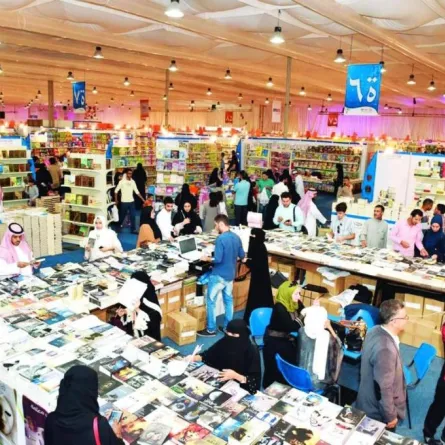 هل تجاوز معرض جدة للكتاب شكله التقليدي؟