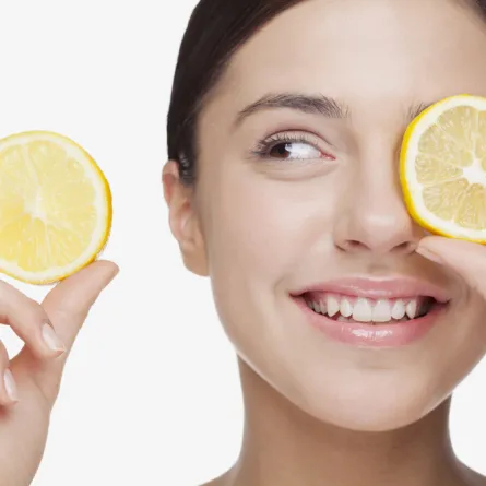 اكتشفي فوائد الليمون للبشرة الجافة