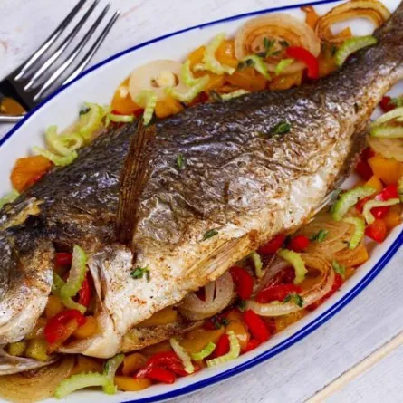 دراسة.. تناول السمك يزيد فرص حمل النساء