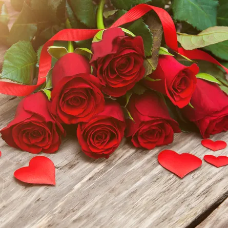 سرّ ارتباط الورد بالرومانسية والحب