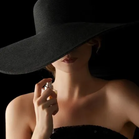 أسماء العطور الفرنسية المشهورة