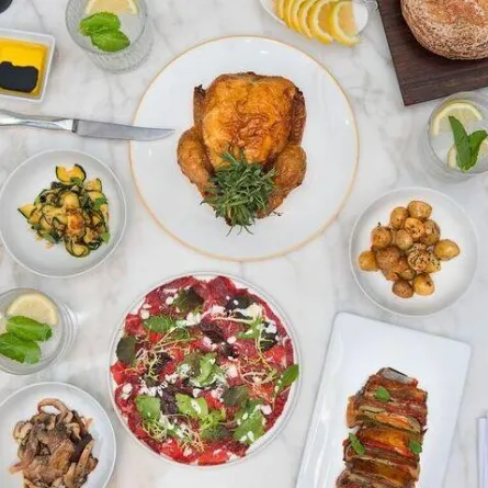 وجبة برانش إيطالية في منتجع بولغري دبي 