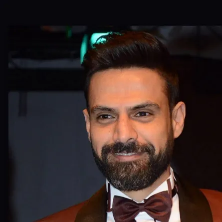 أمير طعيمة لـ"سيدتي نت": هذه تفاصيل المسرحية التي ستجمعني بـ بهجت قمر برعاية هيئة الترفية السعودية