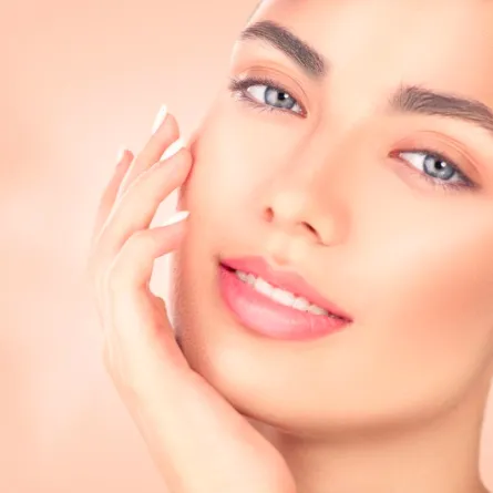 خلطات طبيعية سريعة لعلاج الهالات السوداء والانتفاخات تحت العينين