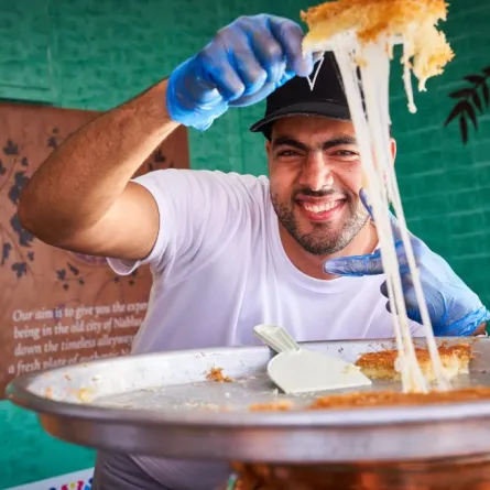 جولة "مطبخ سيدتي" في "مهرجان دبي للمأكولات"