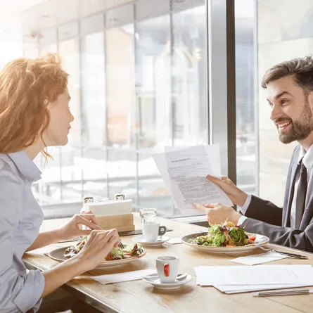 اتيكيت عشاء العمل