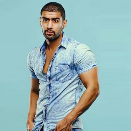 مطرف المطرف و بدر الشعيبي و سلطان العماني والوقوف الأخير على مسرح صالة التزلج بالكويت