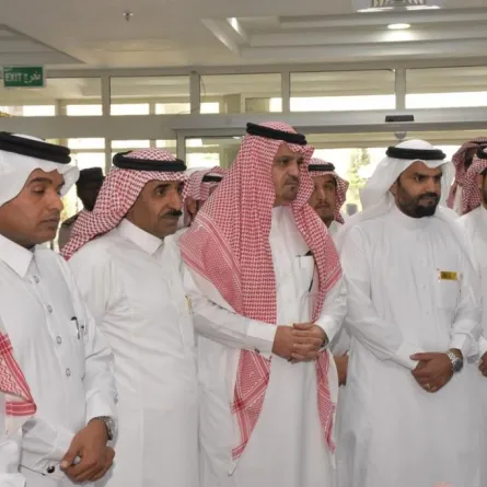 محافظ بلجرشي يطلق مبادرة " الأولوية لهم "