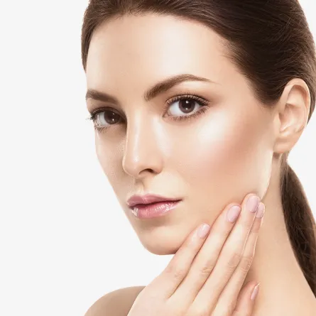 أفضل سيروم طبيعي للتخلص من الهالات السوداء وتجاعيد العينين