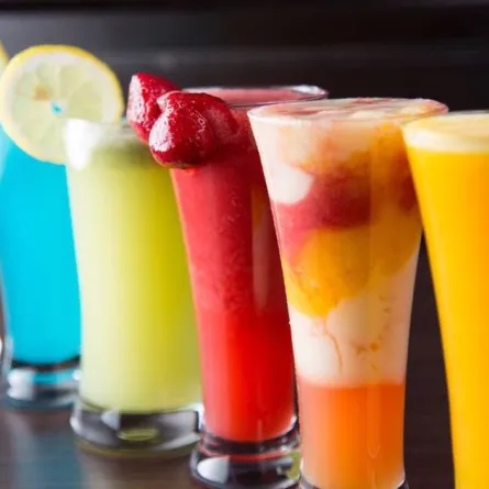 العصائر الطبيعية في شهر رمضان .. فوائدها وأضرارها