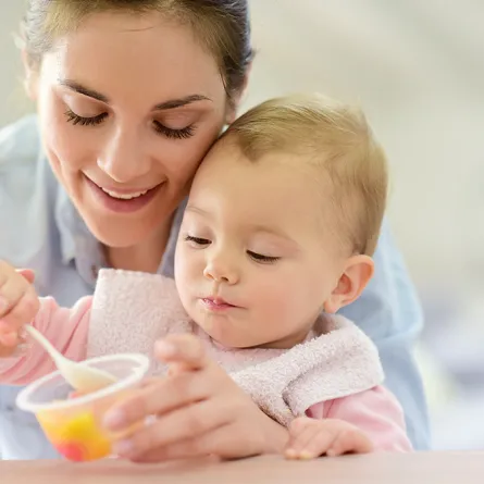 جدول لغذاء الطفل بعمر عام ونصف