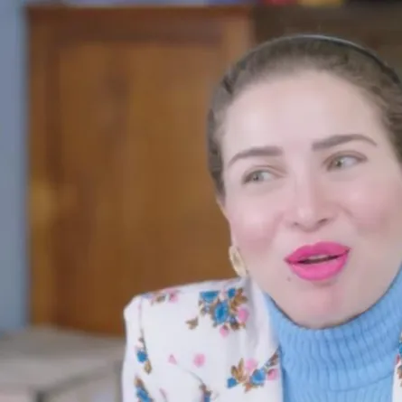 البرنسيسة بيسة... خطوبة مي عز الدين وأمير المصري وعرض زواج لبوسي