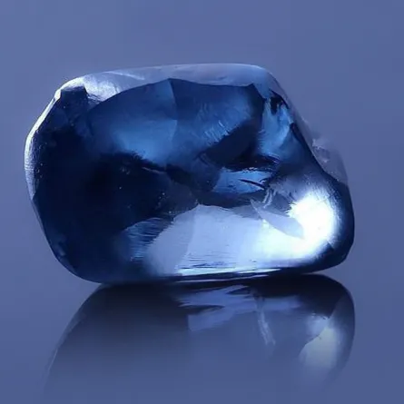 Okavango الألماسة الزرقاء الأرفع ثمنًا في العالم