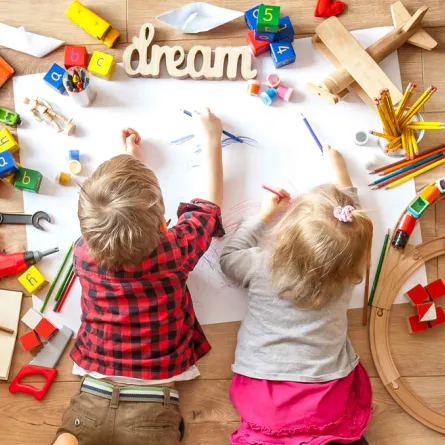 اذهبي بطفلك إلى الحضانة لـ11 سبباً