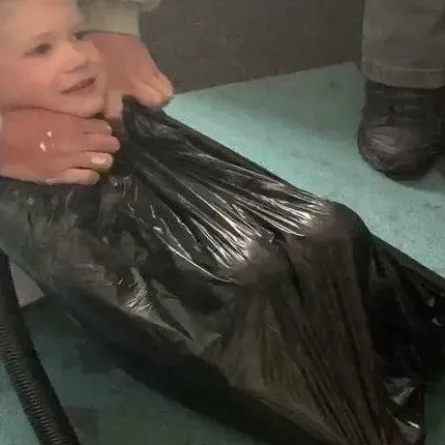 شاهد: تحدي المكنسة الكهربائية يجتاح مواقع التواصل الاجتماعي