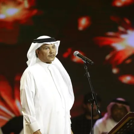 محمد عبده يذهل جمهوره في آخر حفلات العيد بالسعودية... وهذا ما كشفه لـ "سيدتي" عن أغنيته الخالدة