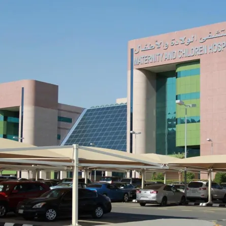 مستشفى الولادة بمكة تحصل على تجديد اعتماد طب الأطفال