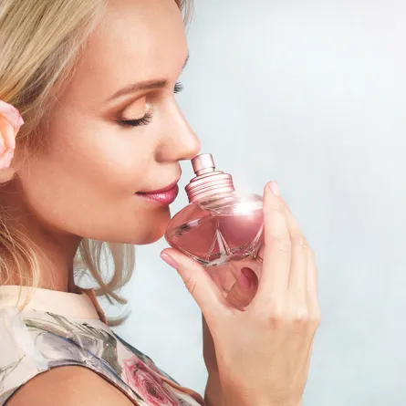 أجمل العطور الصيفية لرائحة منعشة على الشاطىء