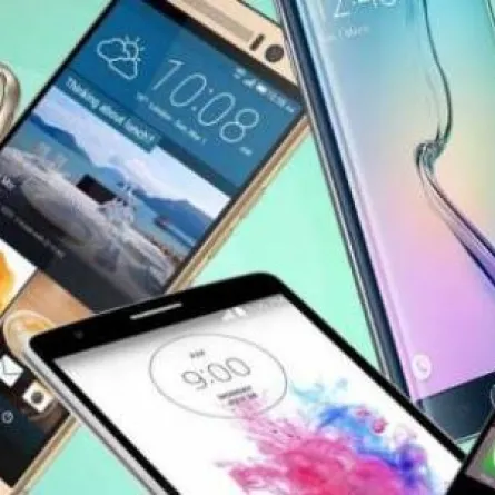 أطباء يحذرون : الهواتف الذكية تسبب ضمور مفاصل اليد