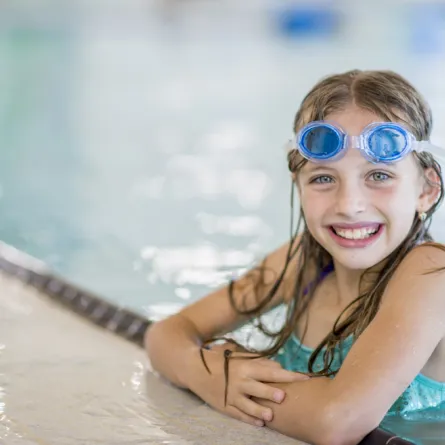 فوائد السباحة للأطفال