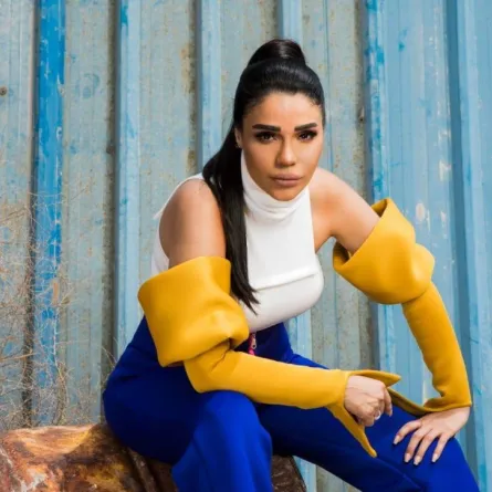 المطربة أمينة تفجع في وفاة شقيقتها فجر اليوم بأزمة قلبية حادة