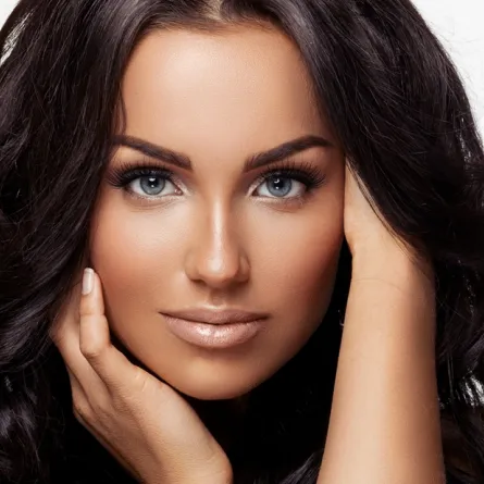 بشرة برونزية جذابة بـ4 أقنعة طبيعية من دون الحاجة للتعرض للشمس