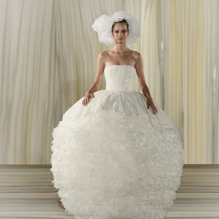 فساتين فرح من أسبوع الهوت كوتور في باريس