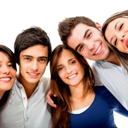 علامات البلوغ عند الذكور والإناث