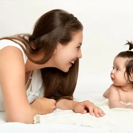 كيف تساعدين طفلك على الكلام؟