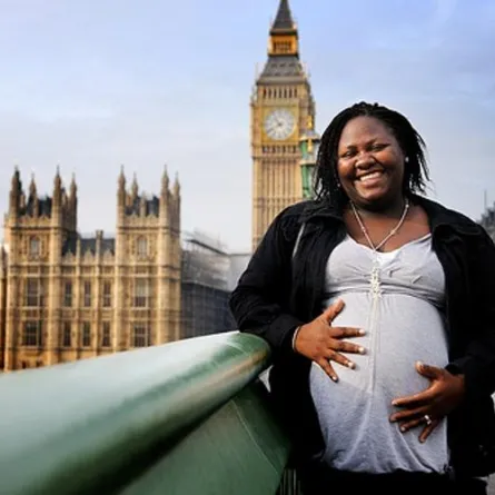 دراسة أمريكية تحذر: البدينات ينجبن أطفالاً معرضين للسرطان