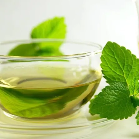 فوائد الشاي الأخضر للبشرة