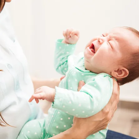 كيف تميزين بين أنواع بكاء المولود المختلفة؟