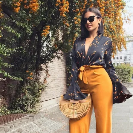 أفكارعصرية لتنسيق القمصان النسائية المطبعة بطريقة جذابة