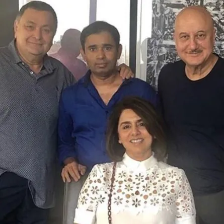 صور..أنوبام خير يستضيف ريشي ونيتو كابور على الغذاء