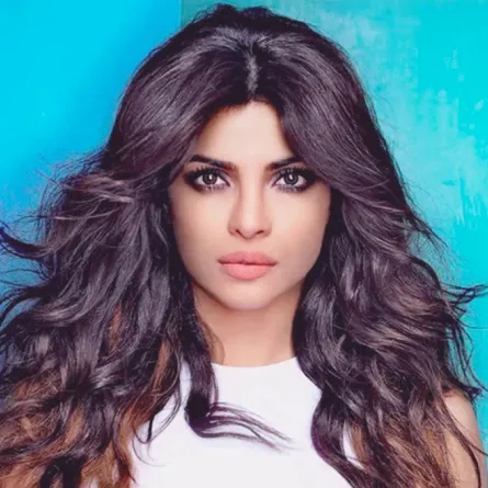 تسريحات شعر طويل على طريقة نجمات هوليوود