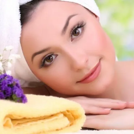 خلطات لترطيب الوجه