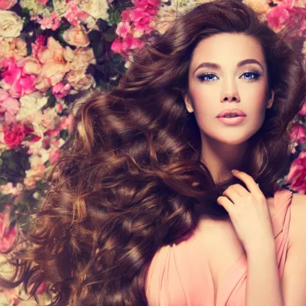 اتّبعي هذه الطرق لمعالجة مشكلات الشعر التالف