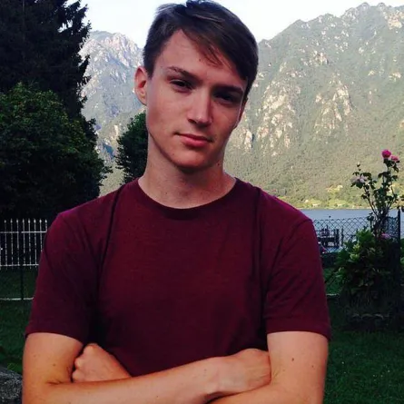 شاب بريطاني ينقذ حياة 50 شخصاً بعد وفاته بأسابيع قليلة فقط