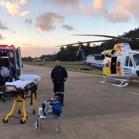 سحلية ضخمة تتسبب بإصابات خطيرة لزوجين وتقتل كلبهما بمعركة دامية