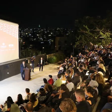 حضر حفل الافتتاح جمهور كبير.jpg