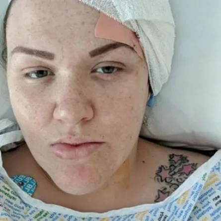 امرأة تستطيع سماع صوت دمها في عروقها بسبب حالة طبية نادرة