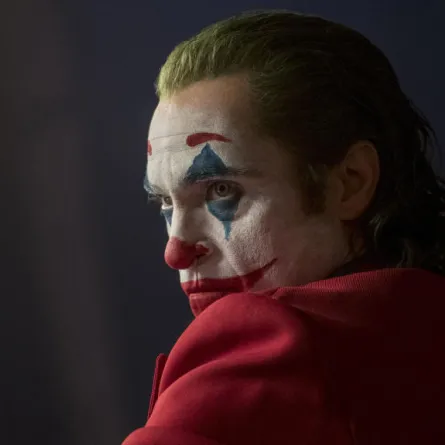 فيلم Joker يحصد جائزة الأسد الذهبي في مهرجان فينيسيا .. وهذه قائمة الفائزين كاملة