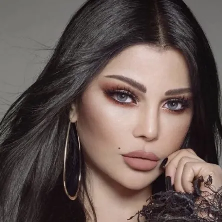 صور: هيفاء وهبي مع أبطال فيلمها الجديد "عقد الخواجة" وباسل الخياط خارج الصورة