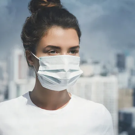 تلوث الهواء يؤثر على صحة المراهقات