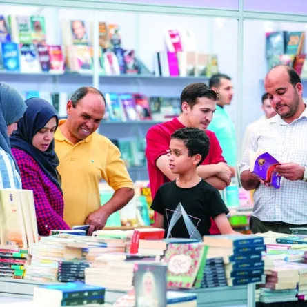 كتّاب عرب وإماراتيين في مشهد ثقافي متميز في معرض العين للكتاب